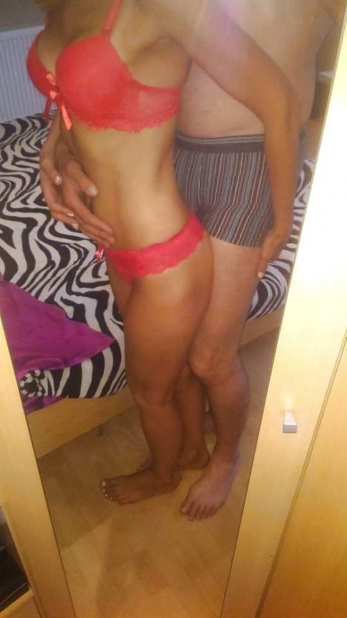 Couple mignon a granby cherche un beau mec